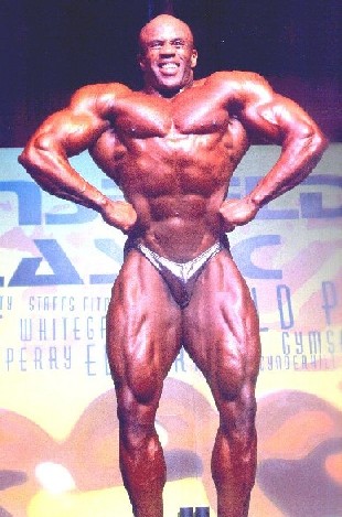 Pat Warner's front lat spread at the 2002 EFBB Mansfield Classic